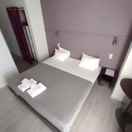 Hotel De La Gare Station 2*