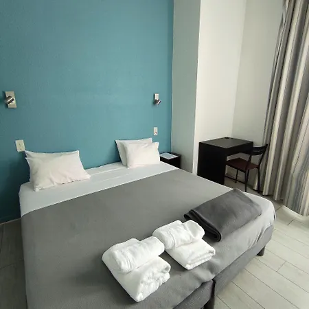 Hotel De La Gare Station Nantes